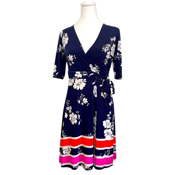 Vince Camuto Floral Faux Wrap Dress NWT Navy Pink Size 2 Fit & Flare - Picture 6 of 16